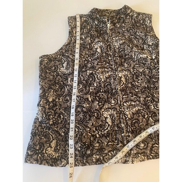 Basic Editions Corduroy Paisly Vest in black and white, XL - Picture 7 of 9